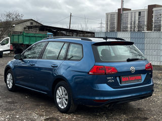 Volkswagen Golf foto 4