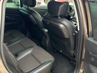 Renault Grand Scenic foto 8