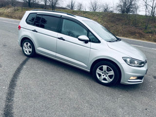 Volkswagen Touran foto 7