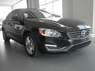 Volvo S60 foto 2