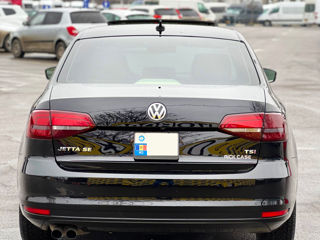 Volkswagen Jetta foto 7