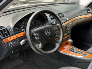 Mercedes E-Class foto 7