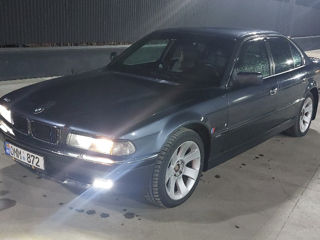 BMW 7 Series foto 7