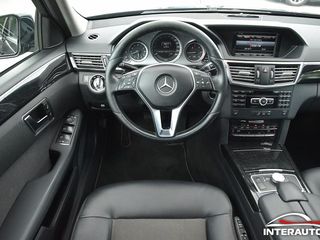 Mercedes E-Class foto 8