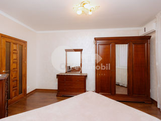 Apartament cu 2 camere, 80 m², Botanica, Chișinău foto 9