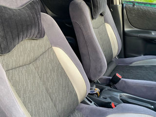 Mazda 323 фото 8