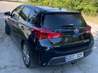 Toyota Auris foto 2