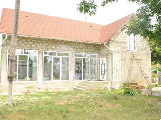 Casa cu 2 nivele, s. Zâmbreni, 100 mp, 49500 € ! foto 1