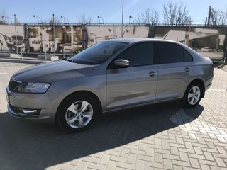 Arenda automobile de la 15 euro chirie auto Chisinau, automobile in arenda cele mai bune oferte md foto 3