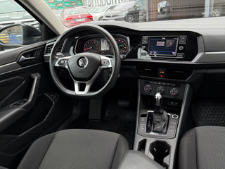 Volkswagen Jetta foto 5