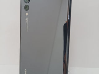 Huawei P20 Pro 6/128 Gb, 2390 lei foto 1
