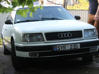 Audi 100 foto 1