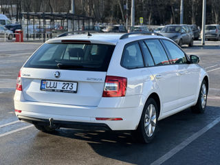 Skoda Octavia foto 4