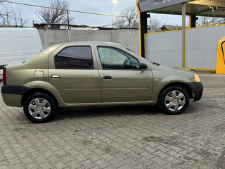 Dacia Logan foto 4