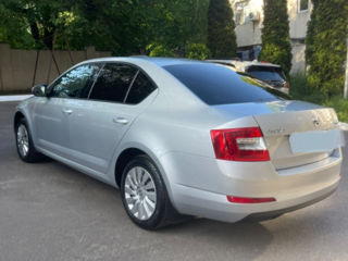 Skoda Octavia foto 4