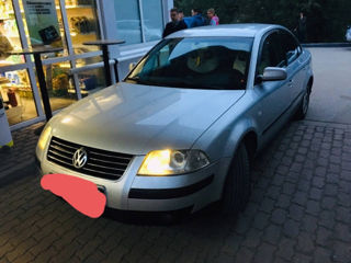 Volkswagen Passat foto 1