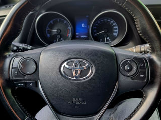 Toyota Auris foto 7