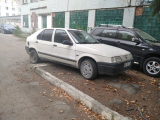 Renault 19