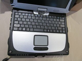 Panasonic Toughbook CF-19 si Panasonic Toughpad FZ-G1 foto 6