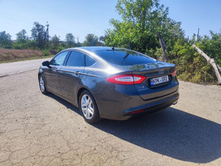 Ford Fusion foto 3