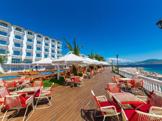 Albania! Saranda Palace 4*+! Din 24.06!