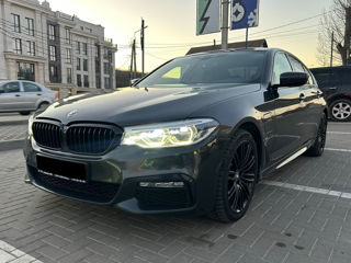 BMW 5 Series foto 2