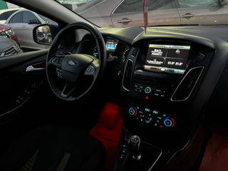 Ford Focus foto 8