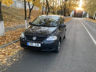 Volkswagen Fox foto 2