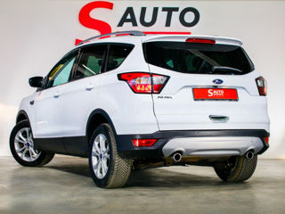 Ford Kuga foto 4