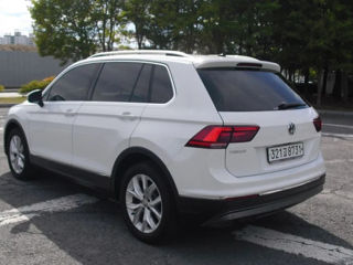 Volkswagen Tiguan foto 3