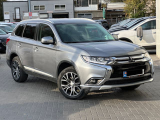 Mitsubishi Outlander foto 3