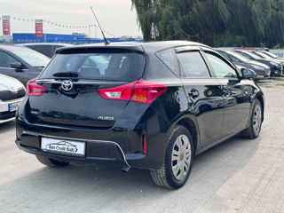 Toyota Auris foto 4