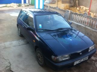 Nissan Sunny foto 2