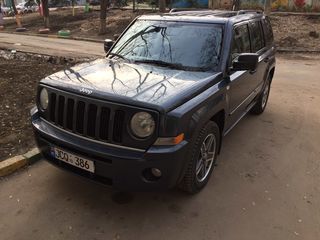 Jeep Patriot foto 1