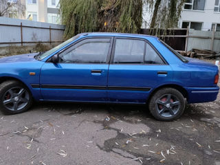 Mazda 323 foto 9