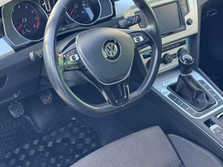 Volkswagen Passat foto 8