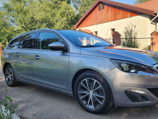 Peugeot 308 foto 4