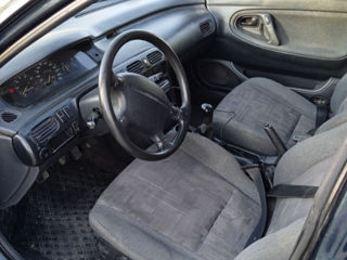 Mazda 626 foto 3