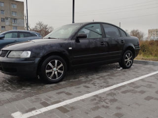 Volkswagen Passat foto 3