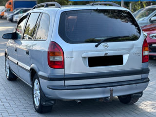 Opel Zafira foto 5