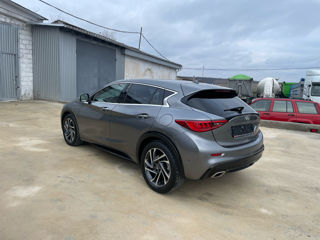 Infiniti QX30 foto 5