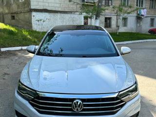 Volkswagen Jetta foto 5