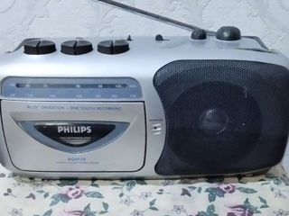 Кассетный магнитофон с радио Philips foto 1