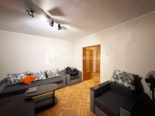 Apartament cu 2 camere, 55 m², Centru, Chișinău foto 2