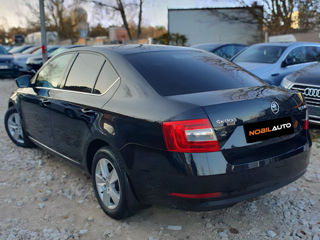 Skoda Octavia foto 3