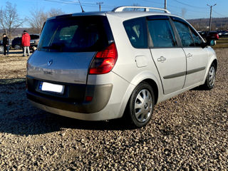 Renault Grand Scenic foto 5