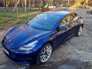 Tesla Model 3 foto 8