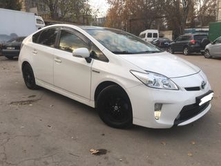 Prakat procat  auto Chisinau Prius Golf Skoda Auris Yaris Automat