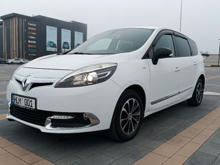 Renault Grand Scenic foto 2