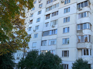 Apartament cu 5 camere sau mai multe, 121 m², Botanica, Chișinău foto 1